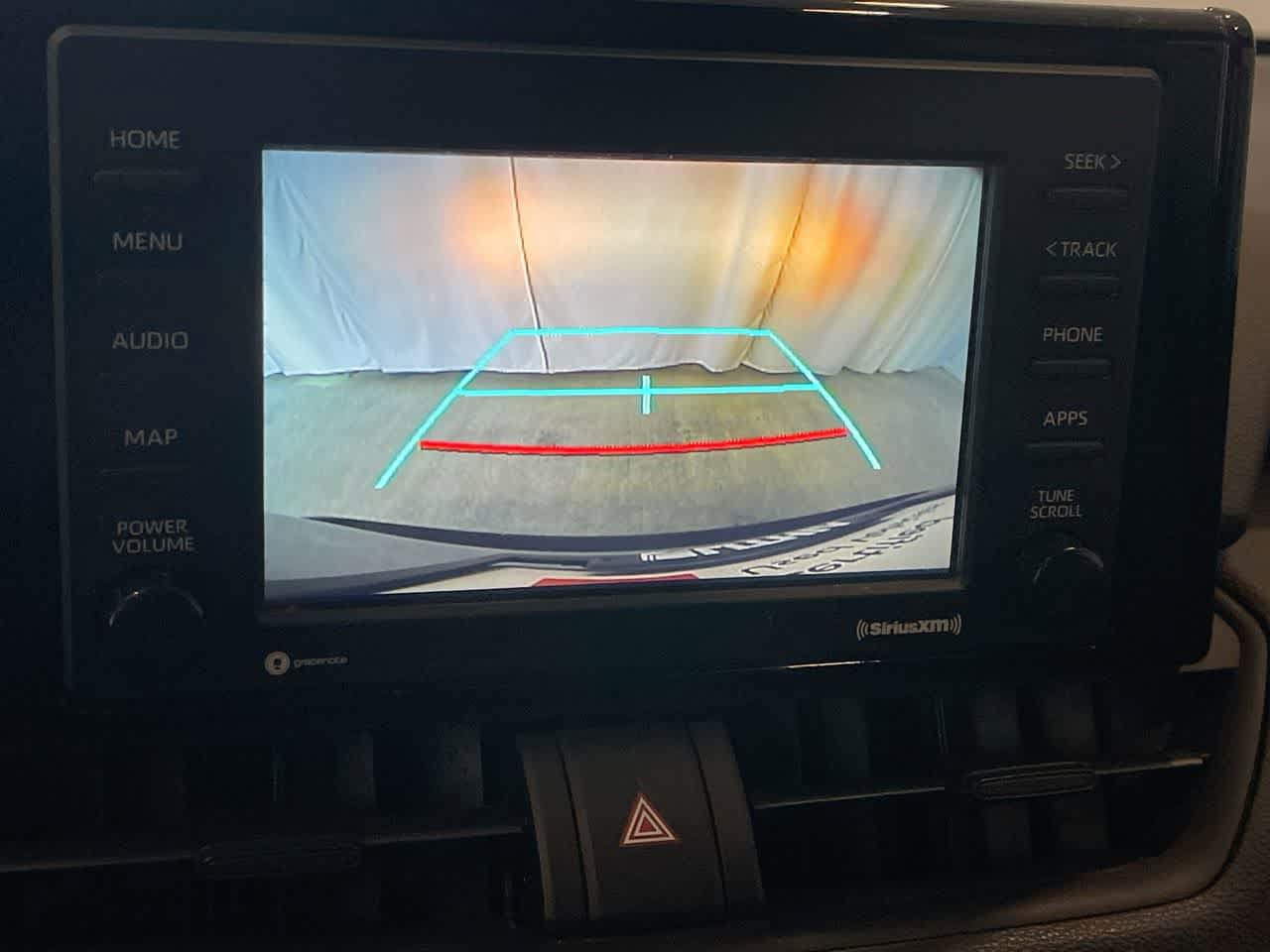 Thumbnail: 2020 Toyota RAV4 - 17