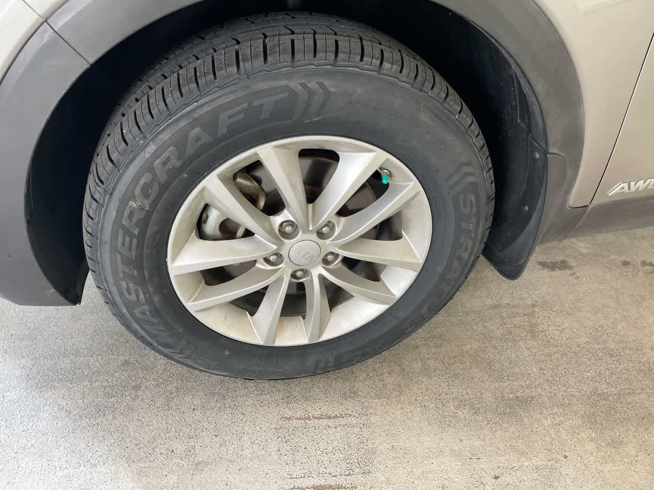 Thumbnail: 2018 Kia Sorento - 10