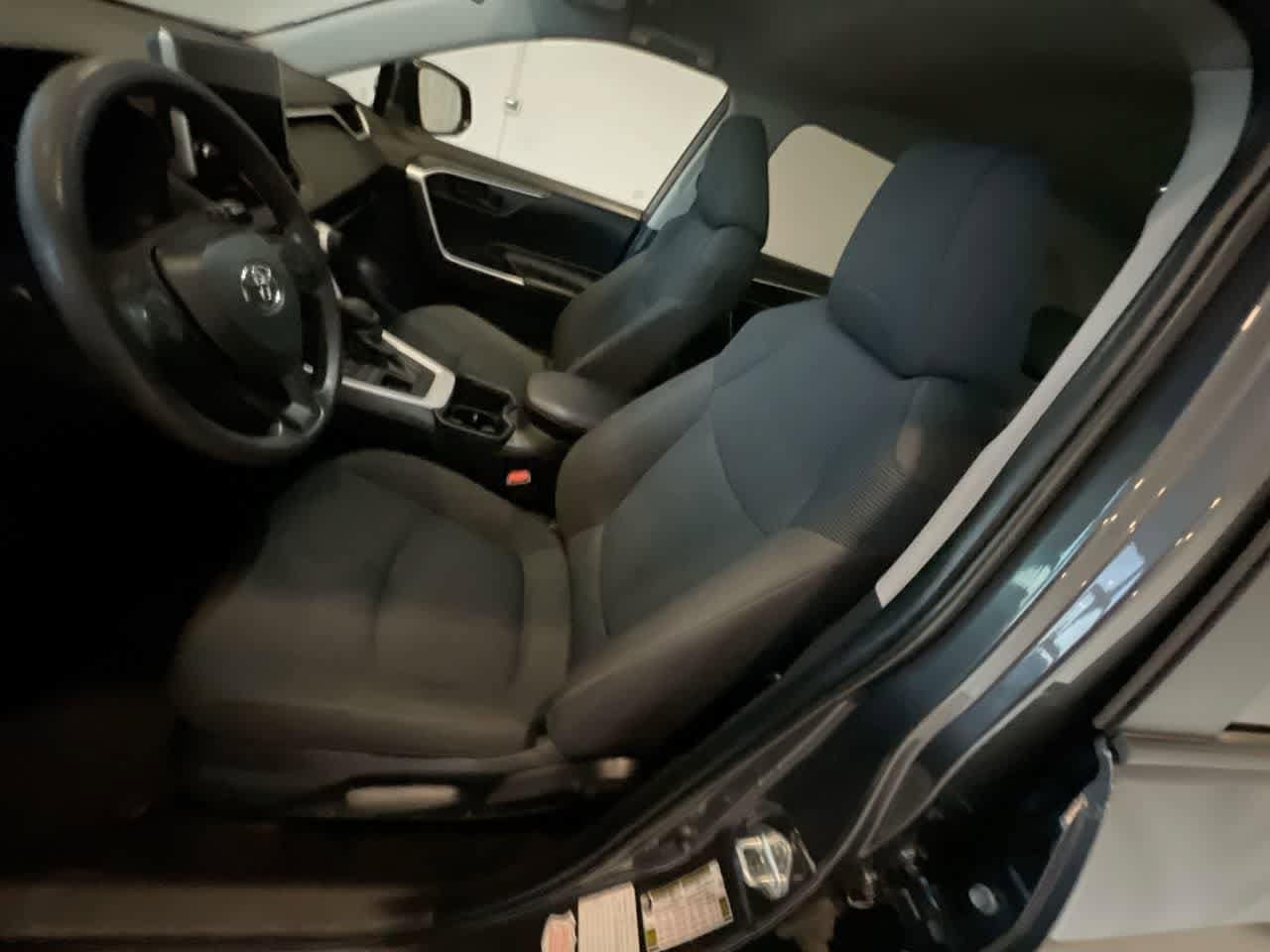 Thumbnail: 2024 Toyota RAV4 - 11