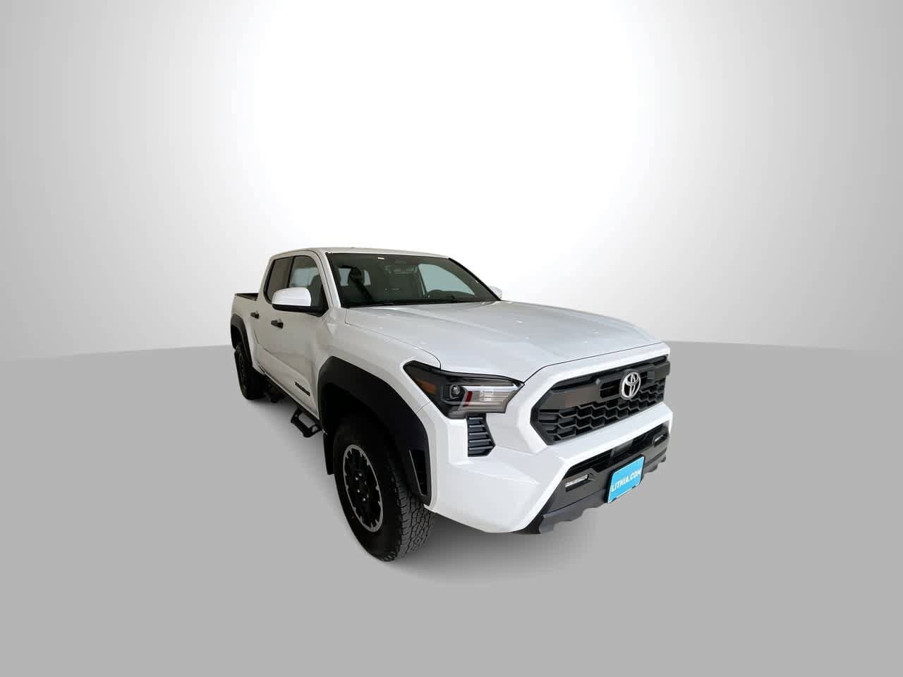 2025 Toyota Tacoma TRD Off-Road 4x4 Double Cab photo 2
