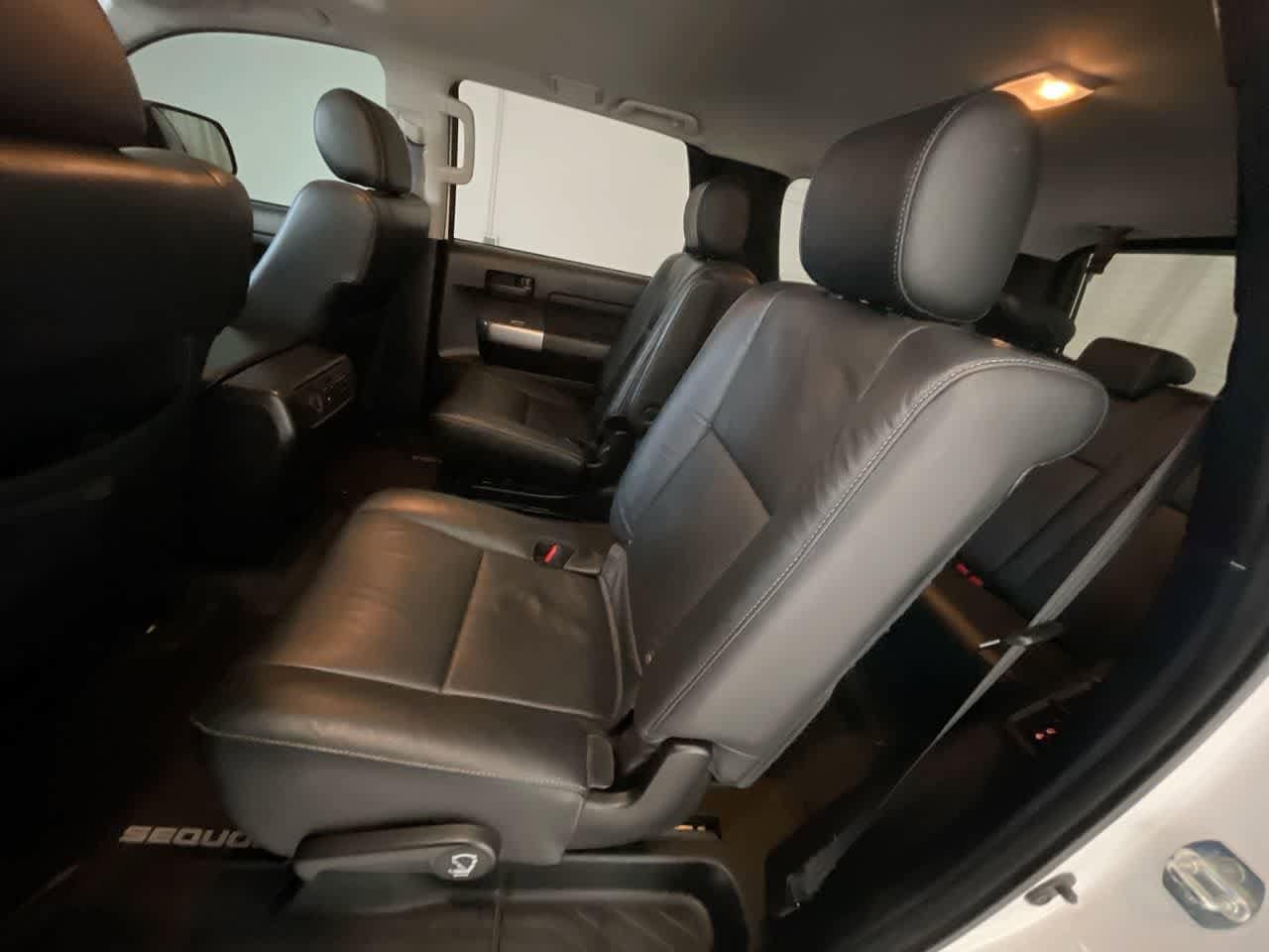 Thumbnail: 2019 Toyota Sequoia - 23