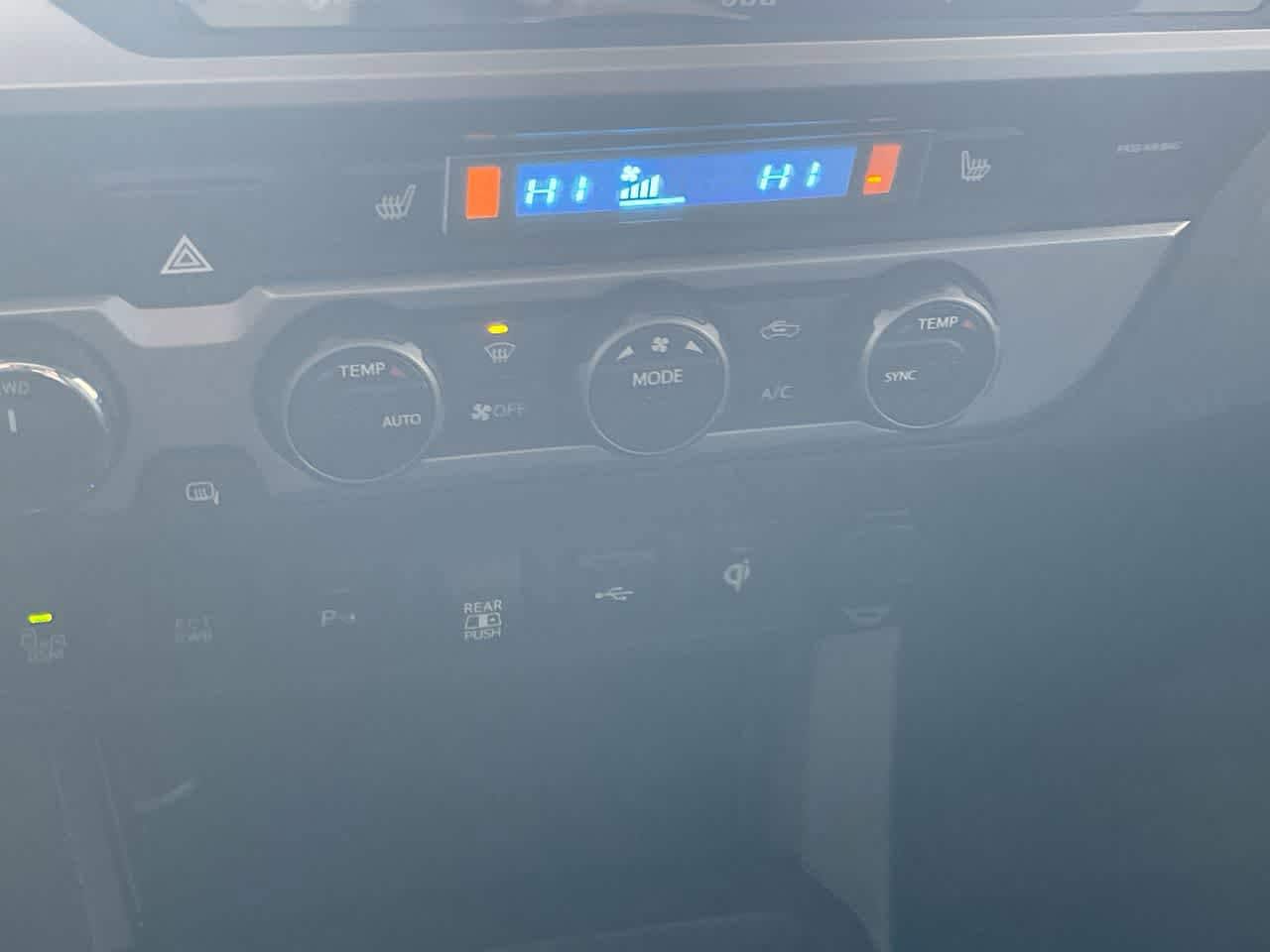 Thumbnail: 2022 Toyota Tacoma - 19