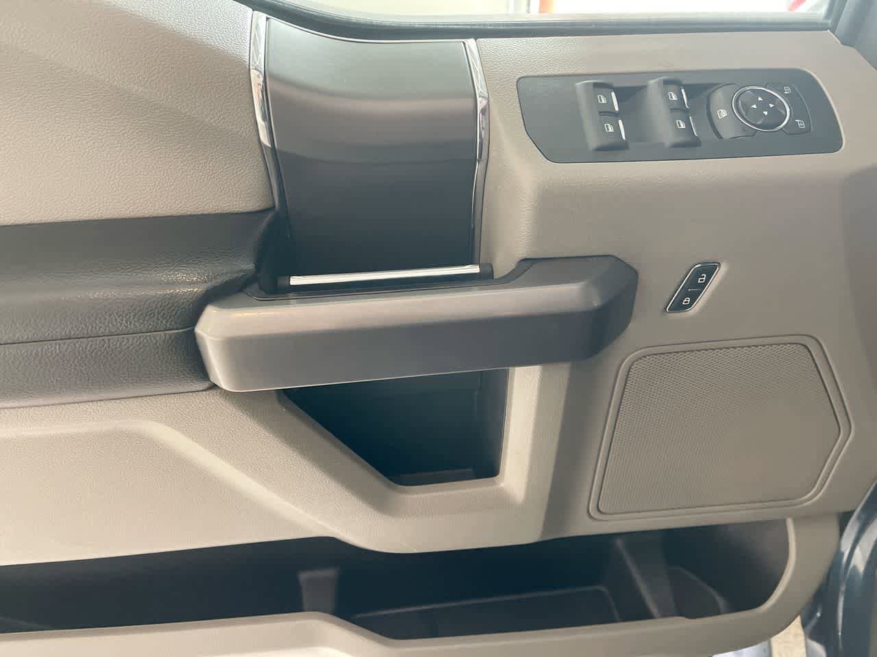 Thumbnail: 2019 Ford F-150 - 13