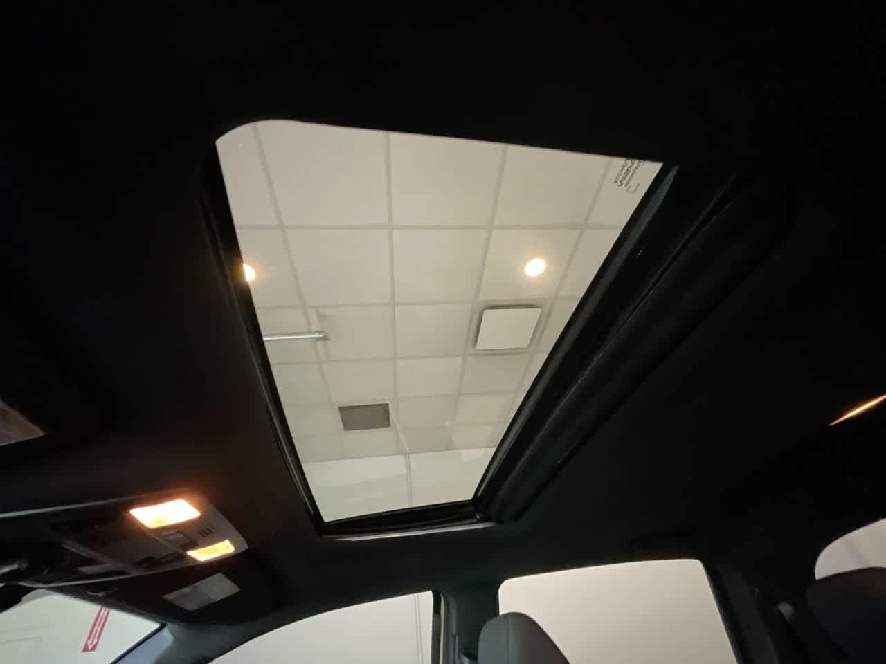 Thumbnail: 2017 Toyota Tacoma - 22