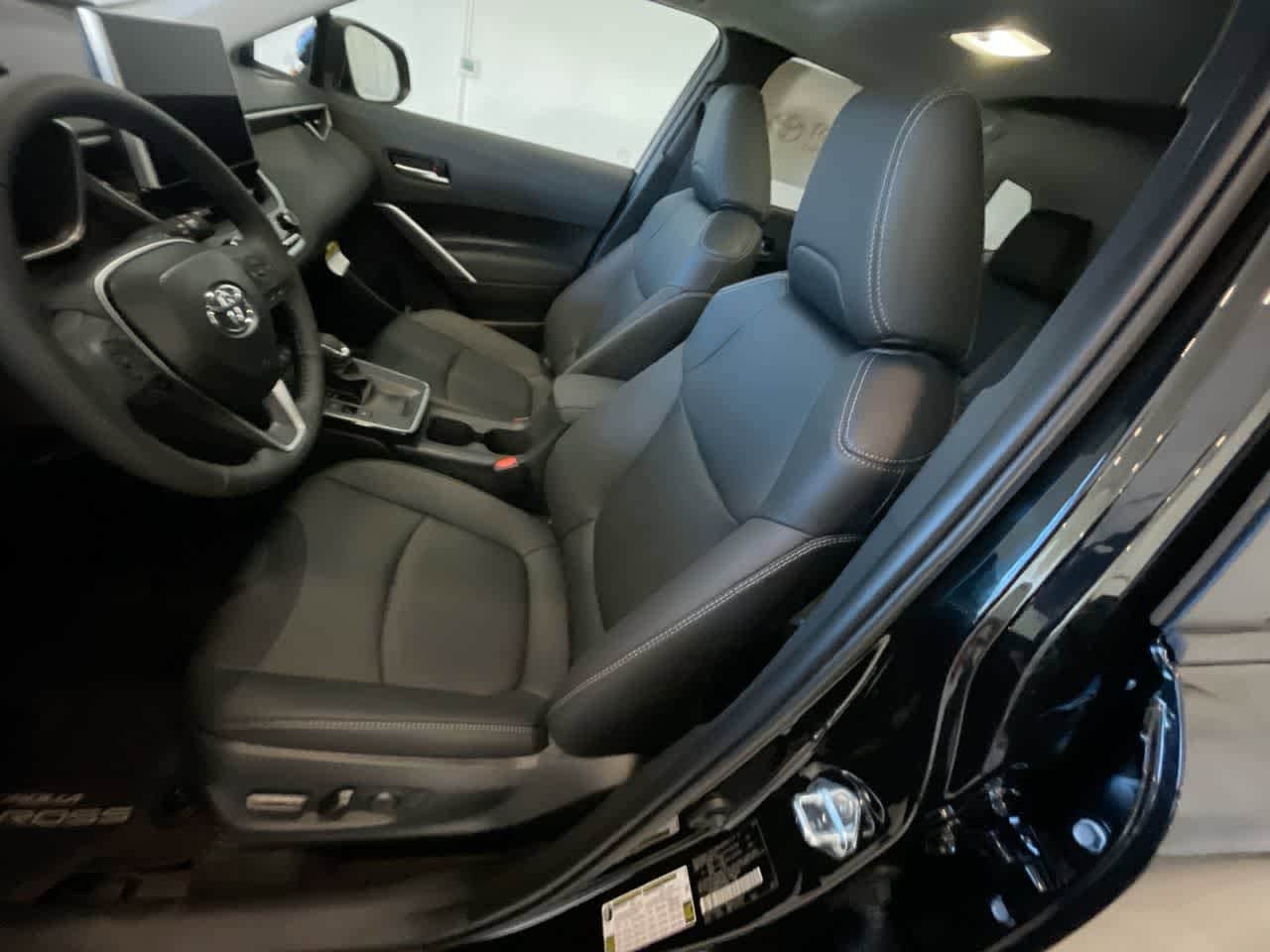 Thumbnail: 2026 Toyota Corolla Cross - 11