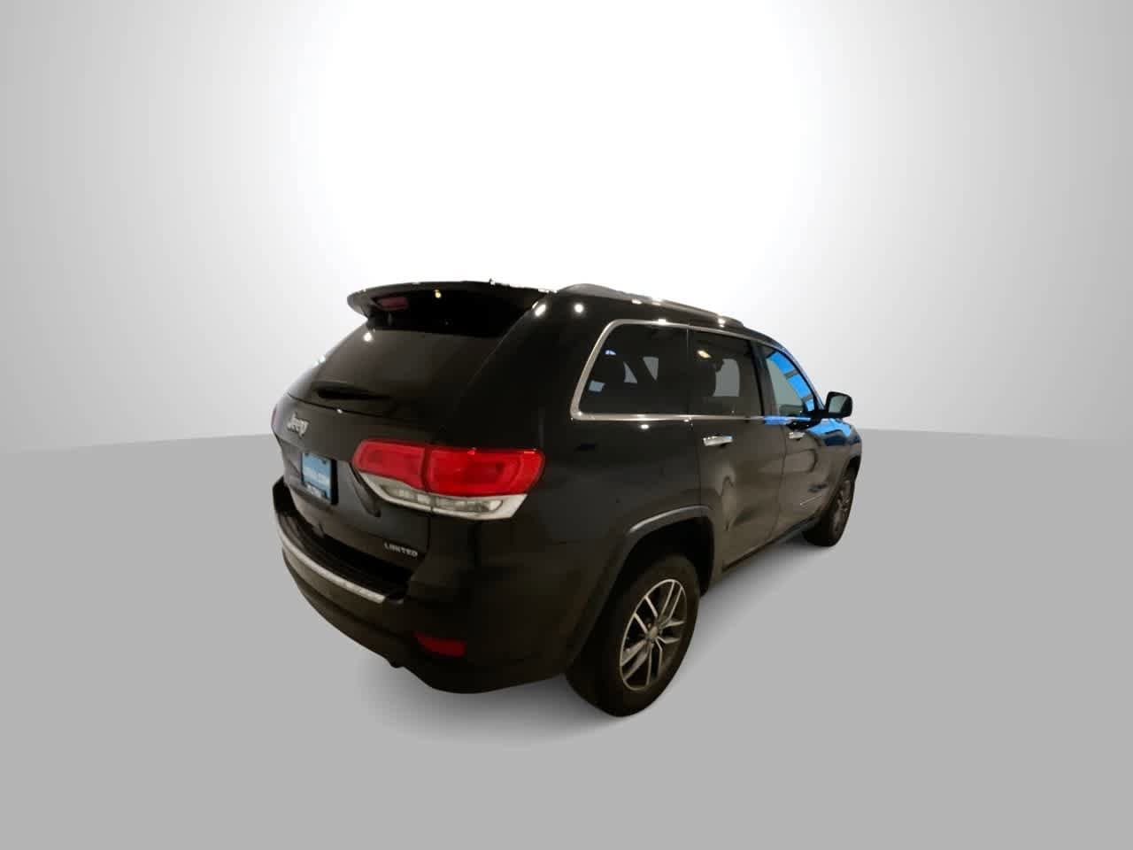 Thumbnail: 2017 Jeep Grand Cherokee - 8