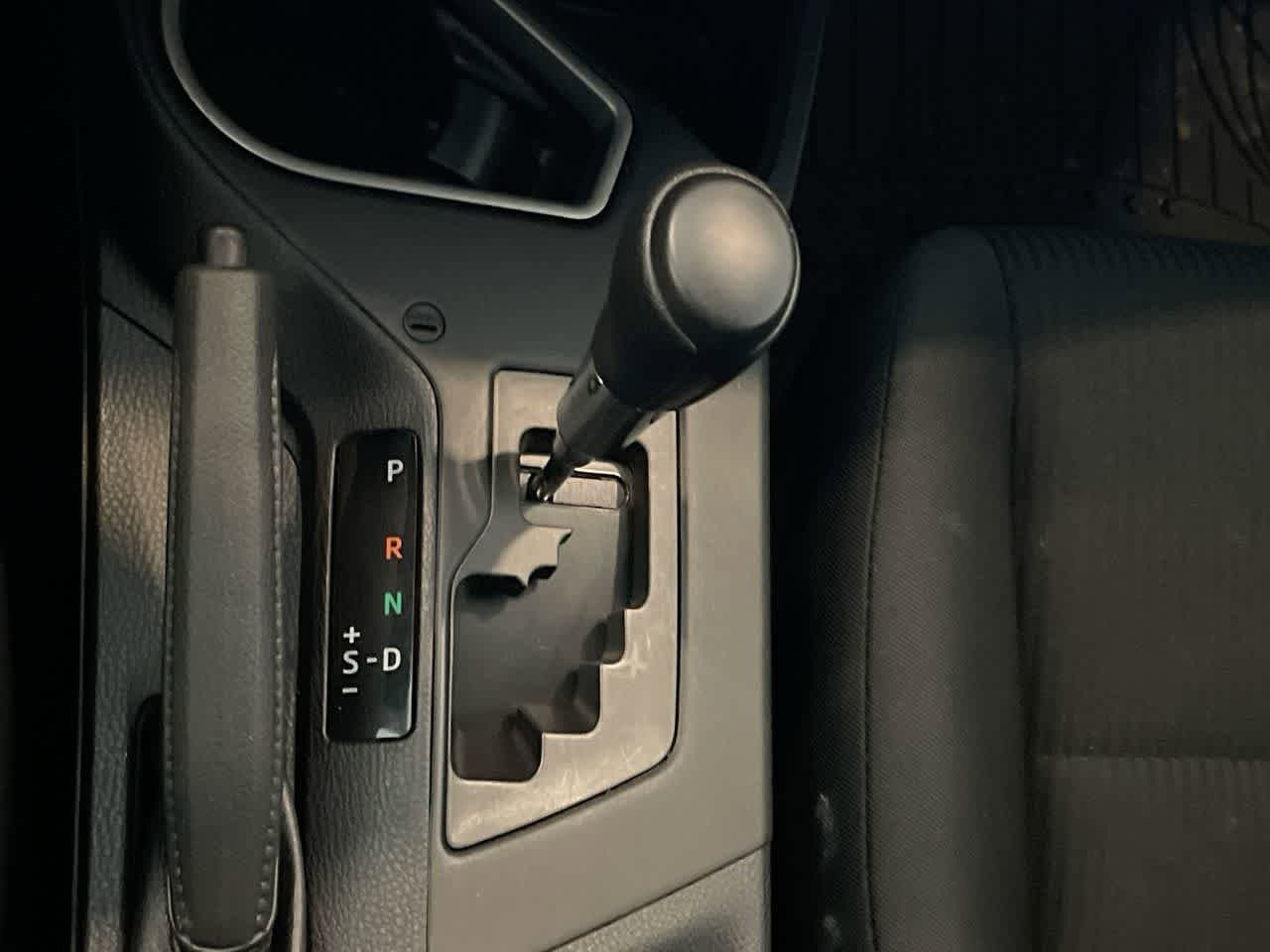 Thumbnail: 2018 Toyota RAV4 - 19