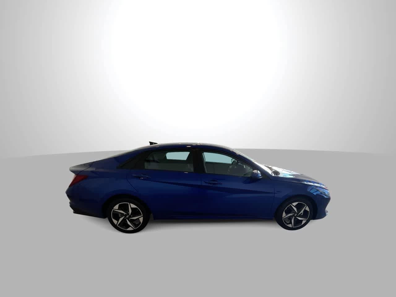 Thumbnail: 2023 Hyundai Elantra - 9