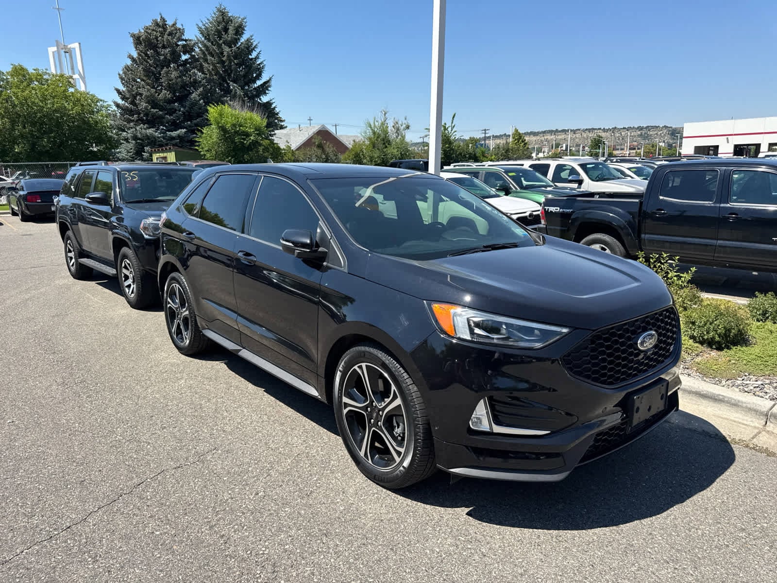 Thumbnail: 2020 Ford Edge - 8