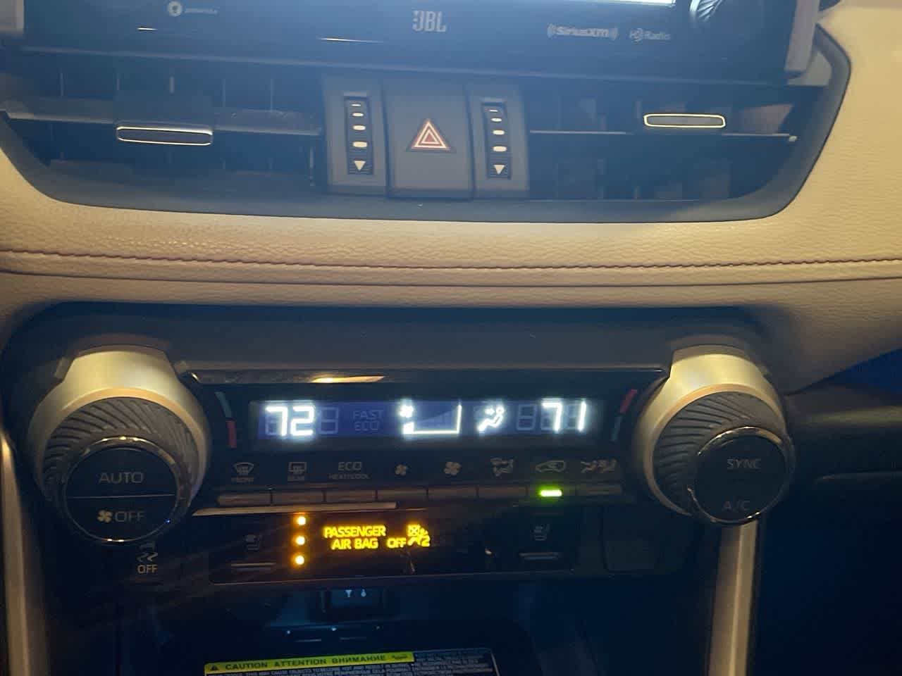 Thumbnail: 2019 Toyota RAV4 - 19