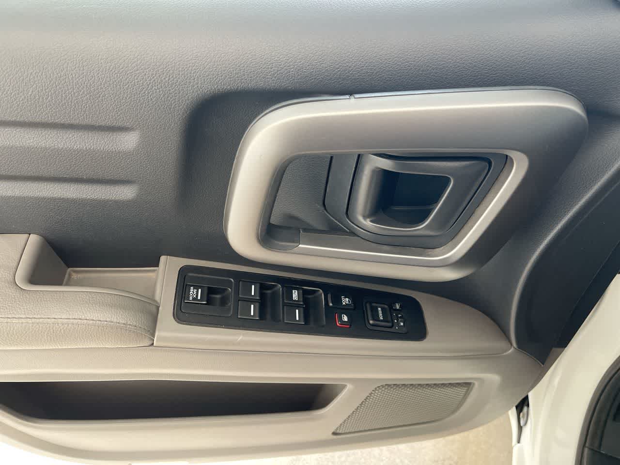 Thumbnail: 2011 Honda Ridgeline - 13
