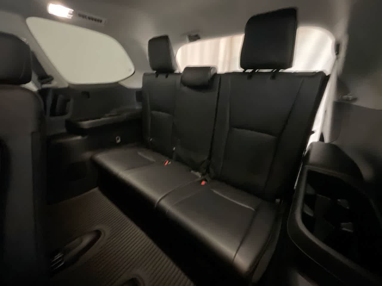 Thumbnail: 2025 Toyota Grand Highlander - 24