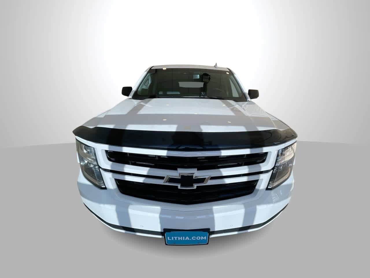 2019 Chevrolet Suburban Premier photo 3