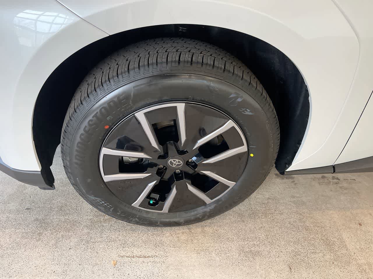 Thumbnail: 2026 Toyota bZ - 10