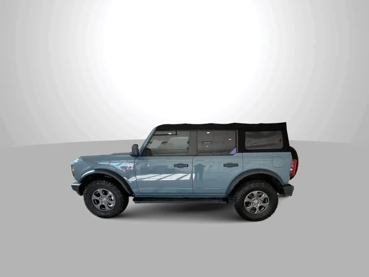 Thumbnail: 2022 Ford Bronco - 3