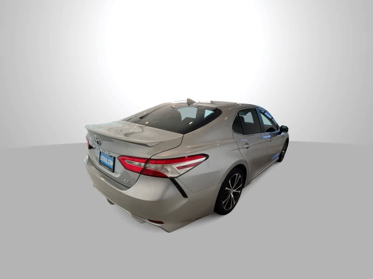 Thumbnail: 2020 Toyota Camry - 8