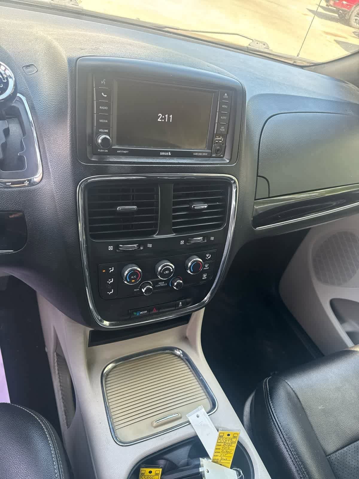 Thumbnail: 2019 Dodge Grand Caravan - 36