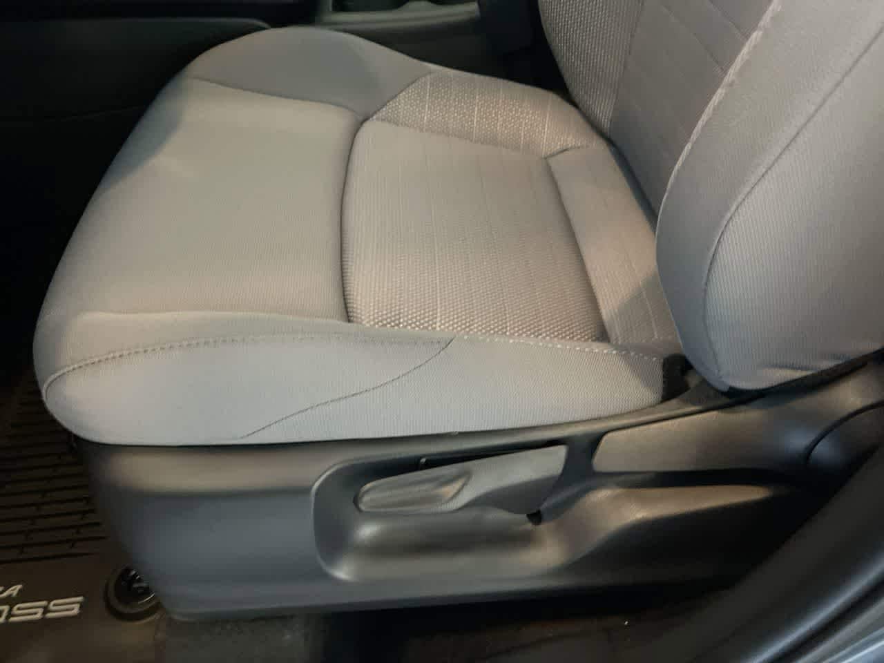 Thumbnail: 2026 Toyota Corolla Cross - 12