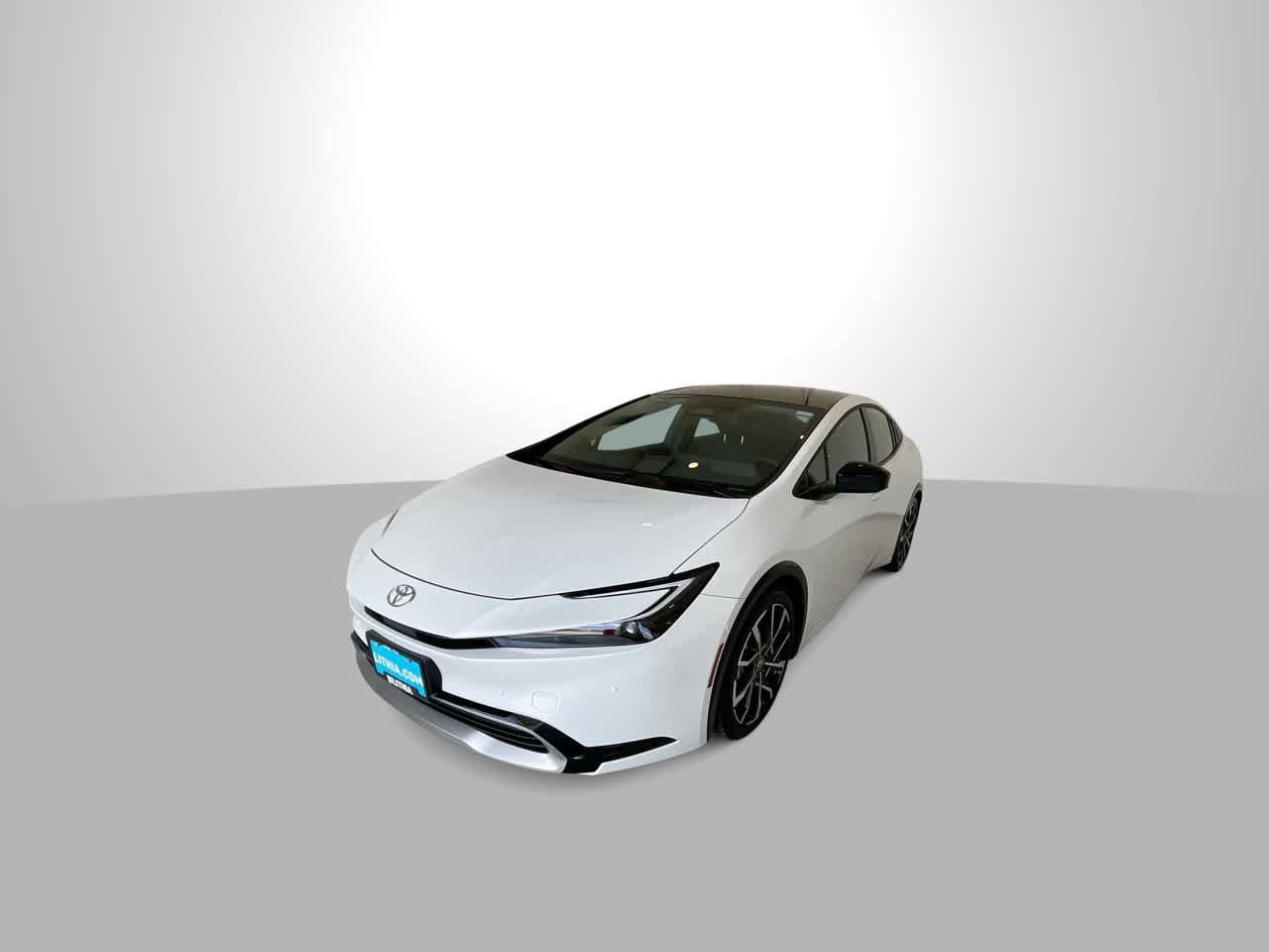 Thumbnail: 2026 Toyota Prius - 4