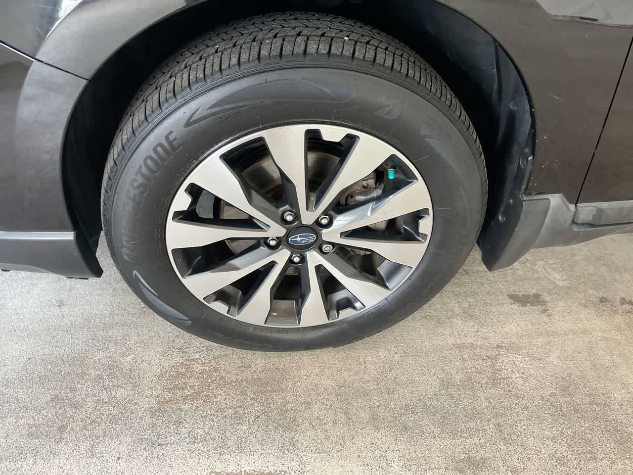 Thumbnail: 2017 Subaru Outback - 10