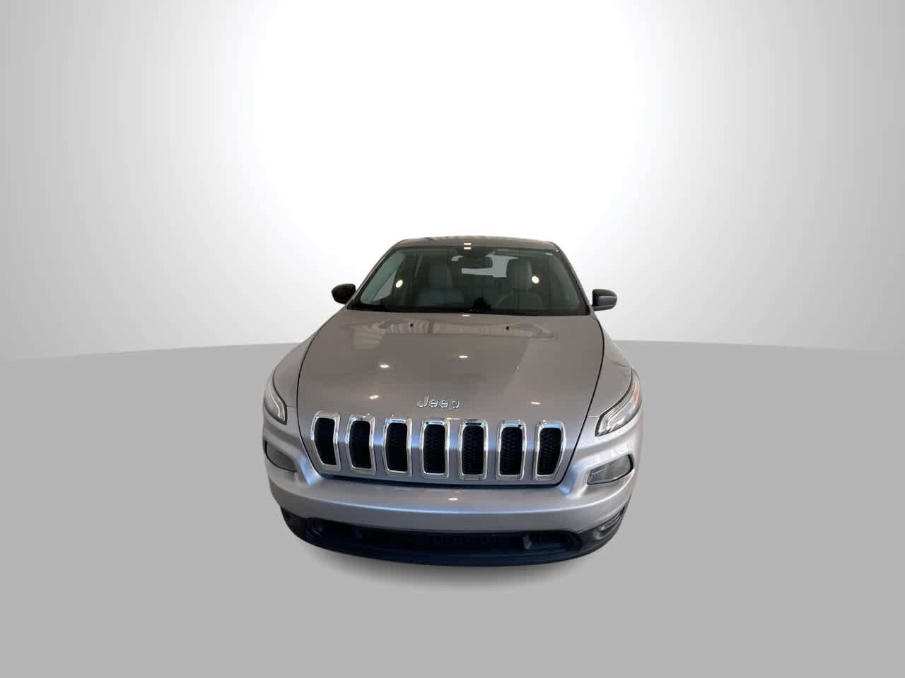 Thumbnail: 2016 Jeep Cherokee - 3