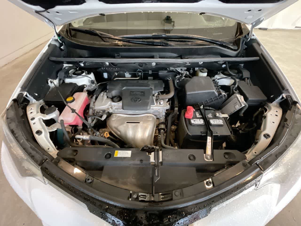 Thumbnail: 2018 Toyota RAV4 - 24