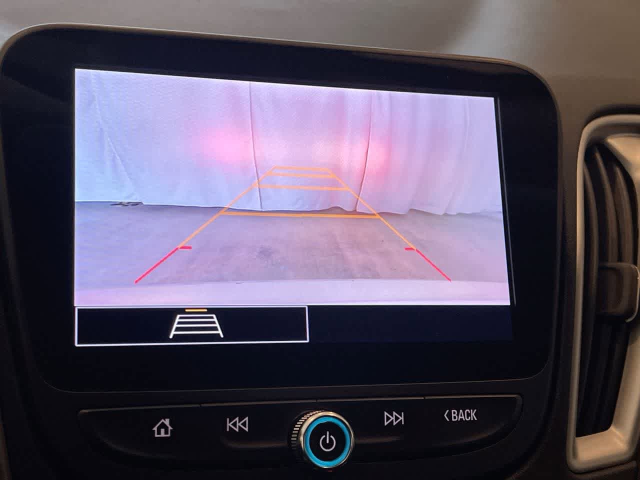 Thumbnail: 2023 Chevrolet Malibu - 17