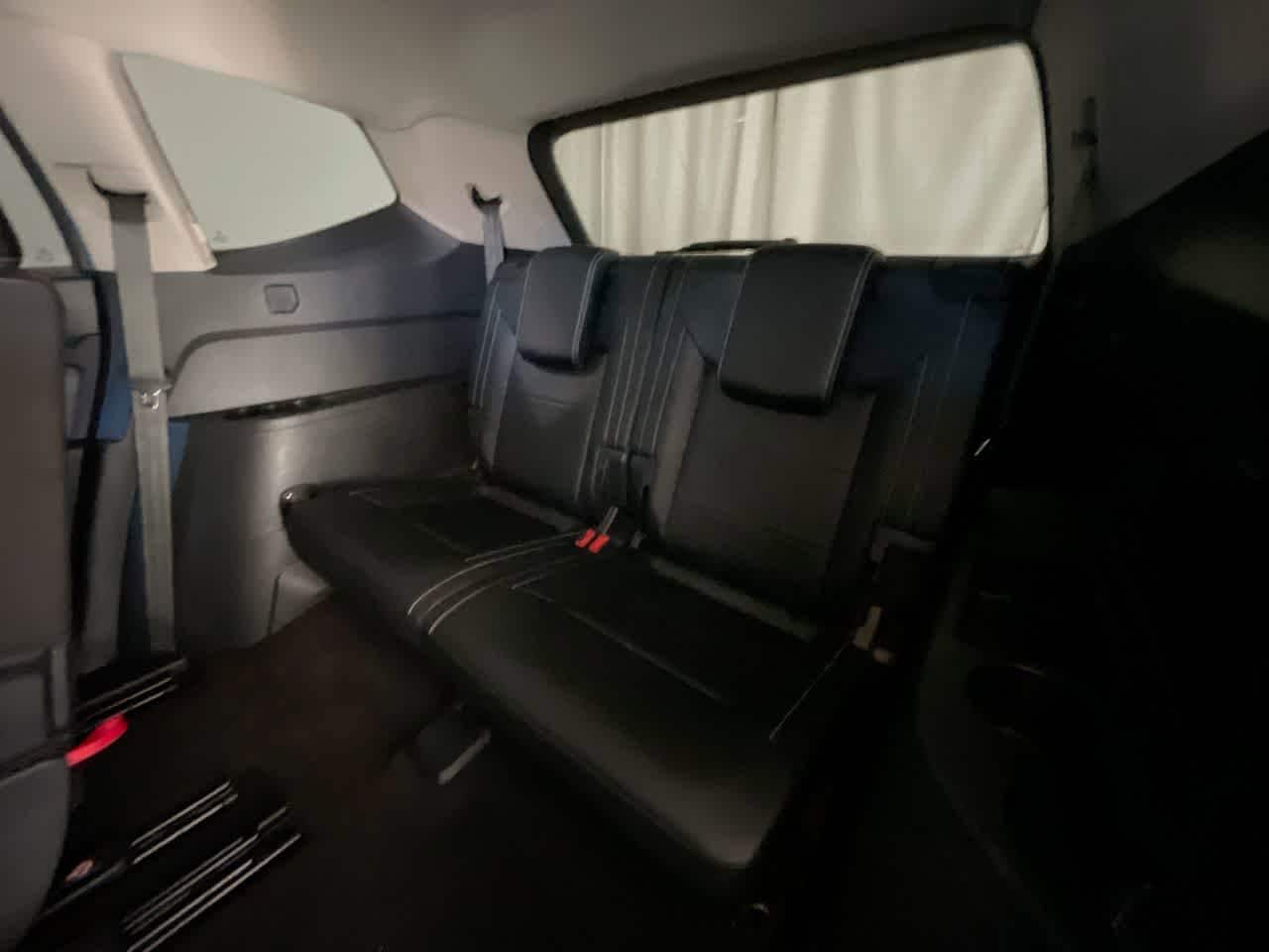 Thumbnail: 2021 Volkswagen Atlas - 23