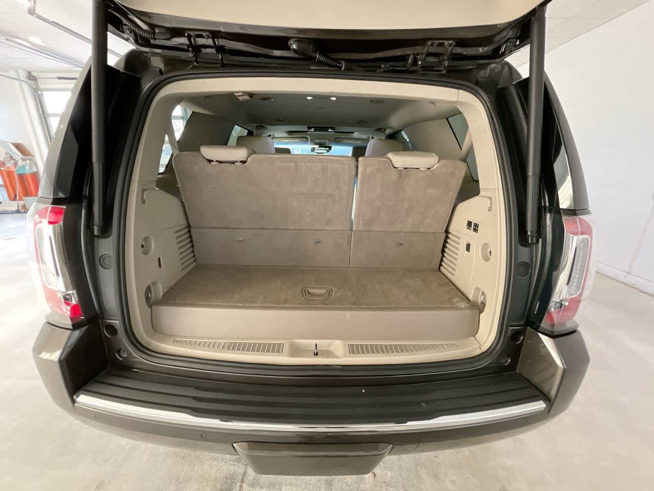 Thumbnail: 2019 GMC Yukon - 25