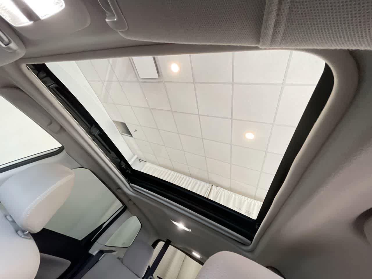 Thumbnail: 2017 Subaru Forester - 21