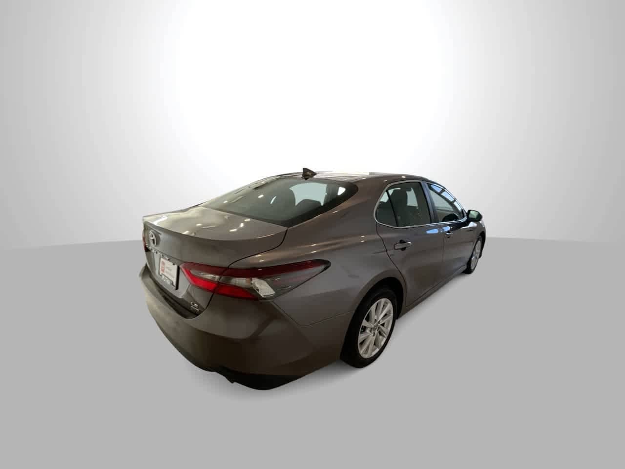Thumbnail: 2023 Toyota Camry - 8