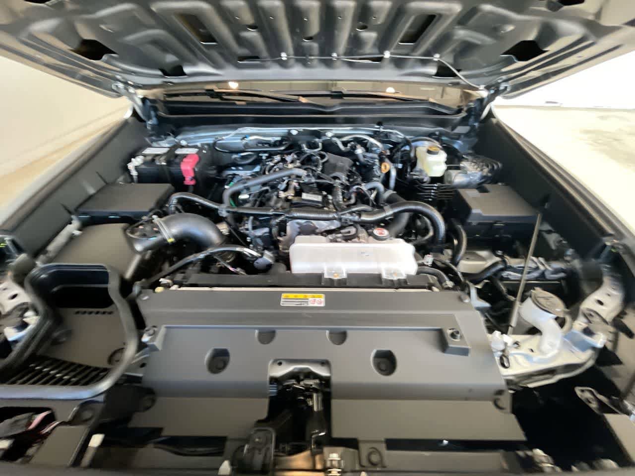 2026 Toyota Tacoma SR5 - Photo 25