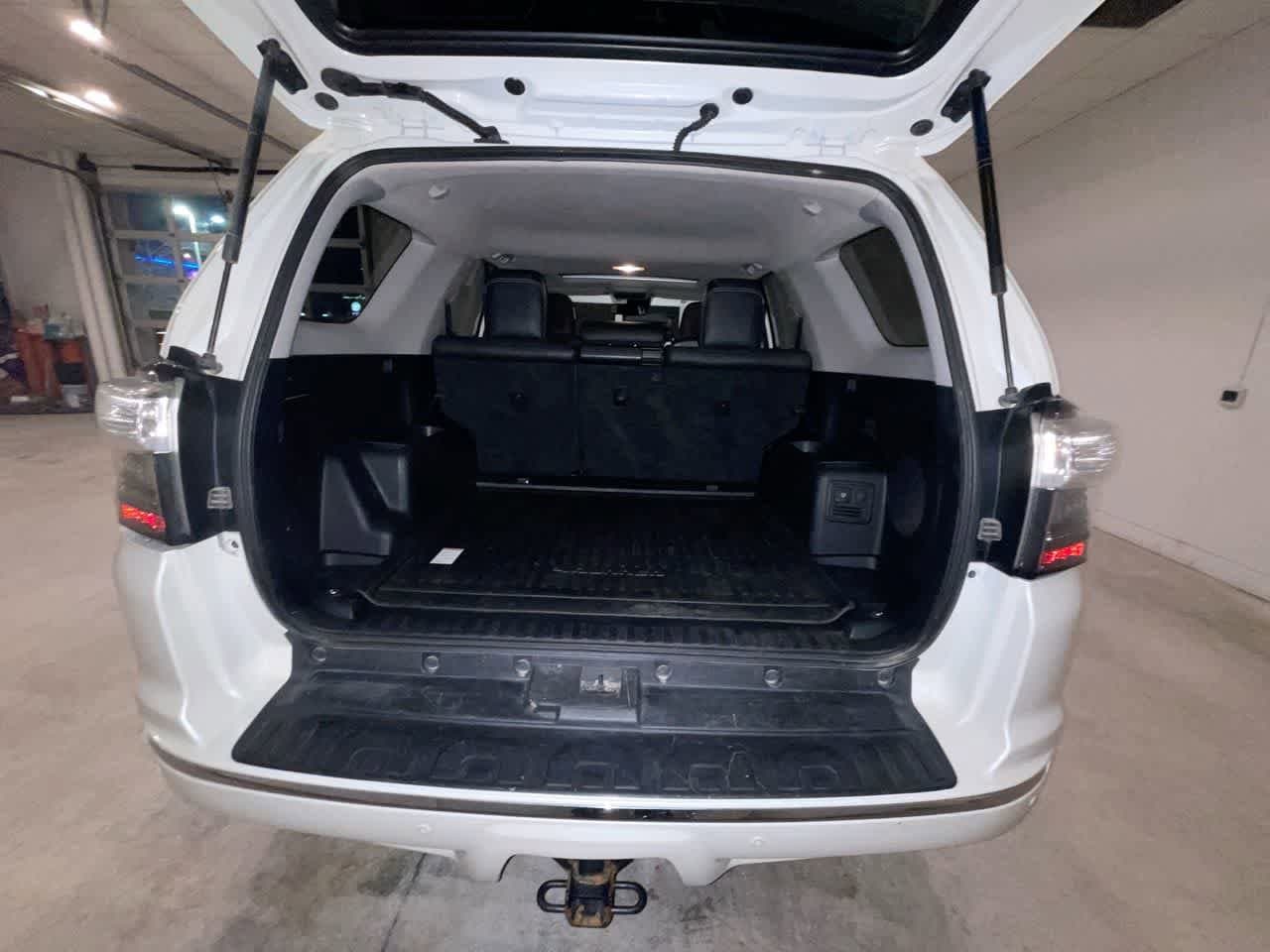 Thumbnail: 2021 Toyota 4Runner - 24