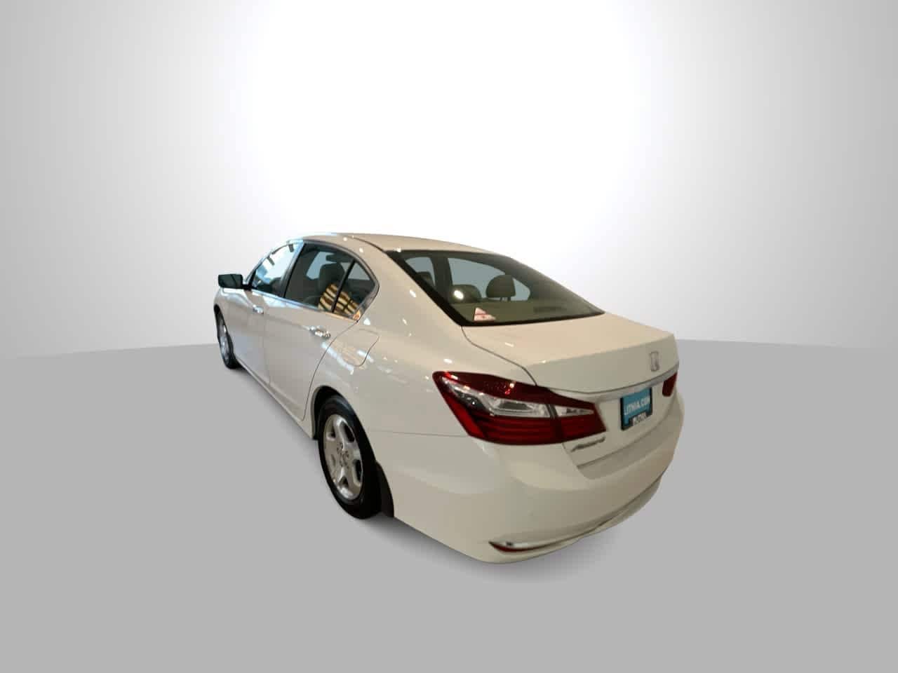 Thumbnail: 2016 Honda Accord - 6