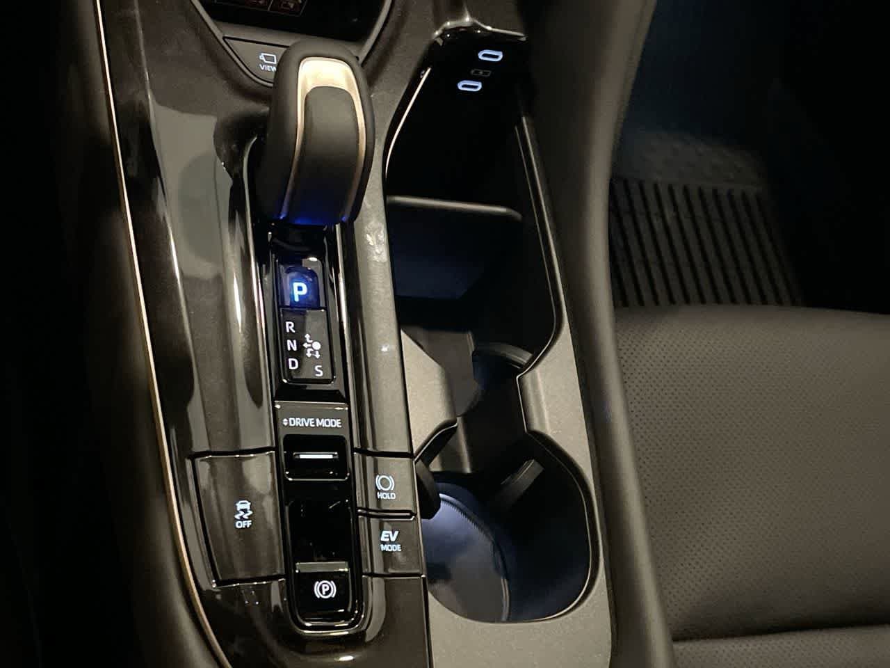 Thumbnail: 2025 Toyota Crown Signia - 20