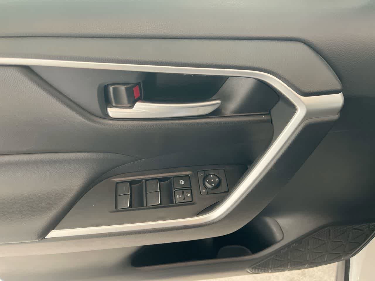 Thumbnail: 2025 Toyota RAV4 - 13