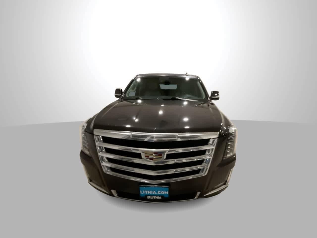 Thumbnail: 2015 Cadillac Escalade - 3