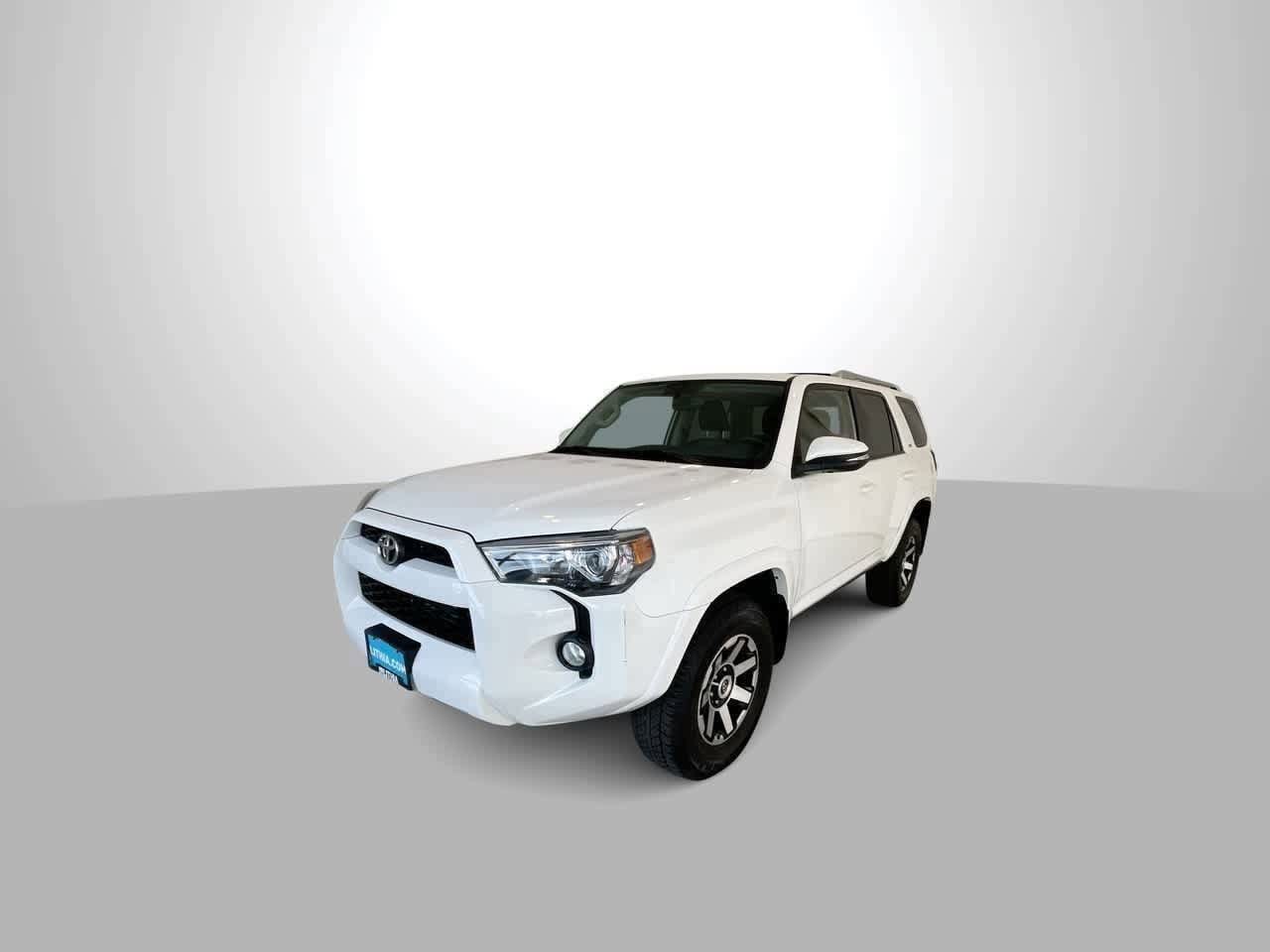 Thumbnail: 2018 Toyota 4Runner - 4