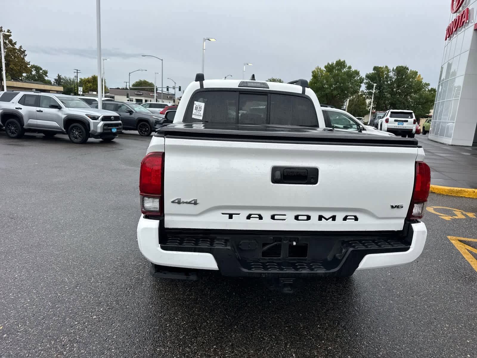 Thumbnail: 2022 Toyota Tacoma - 27