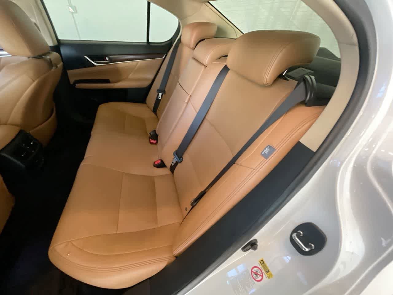 Thumbnail: 2013 Lexus GS - 23