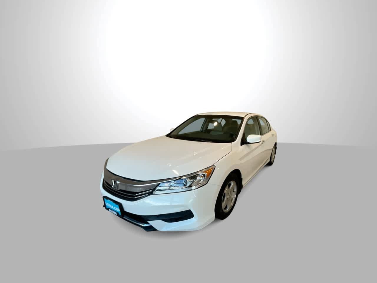 Thumbnail: 2016 Honda Accord - 4