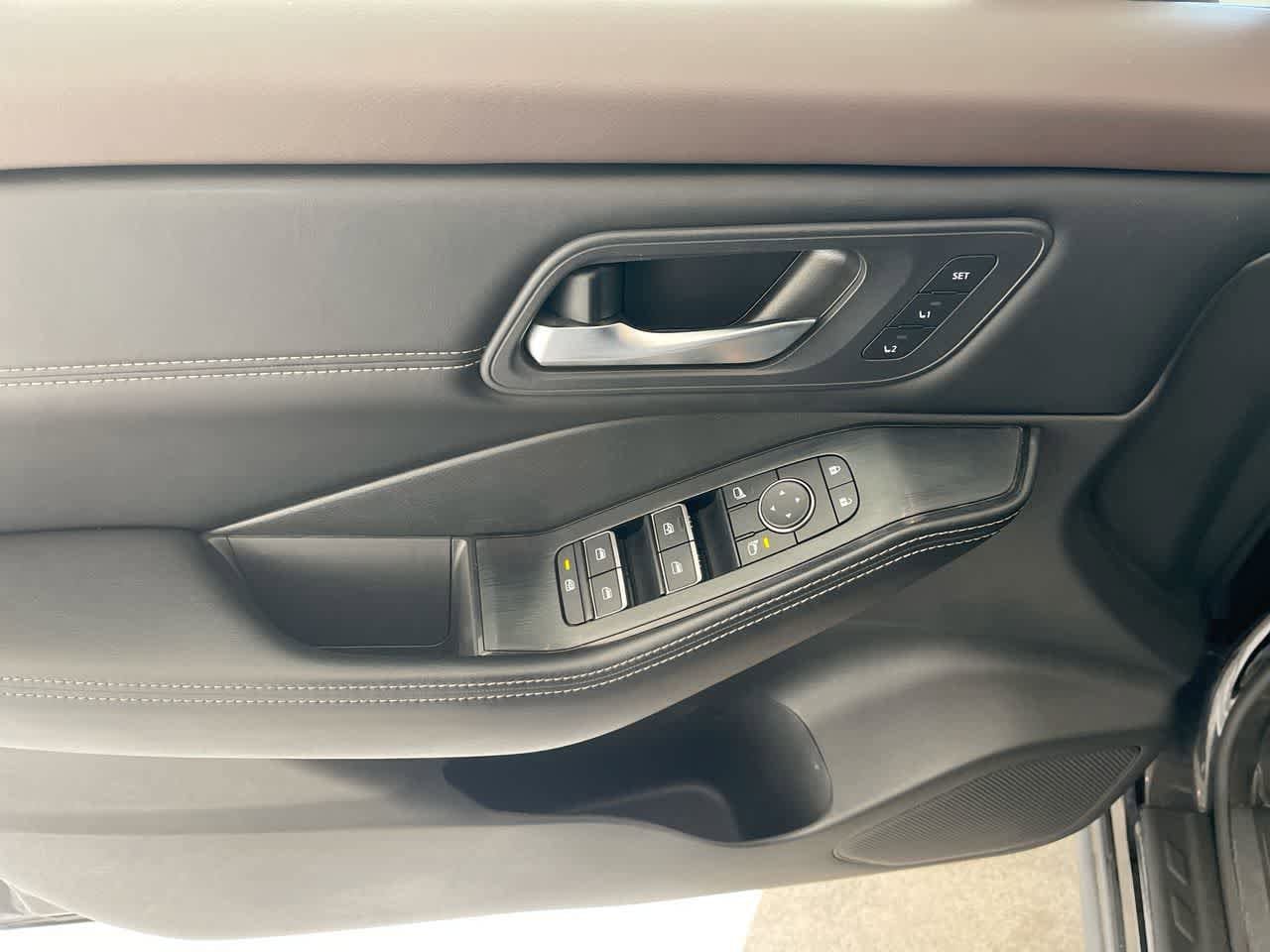 Thumbnail: 2023 Nissan Rogue - 13