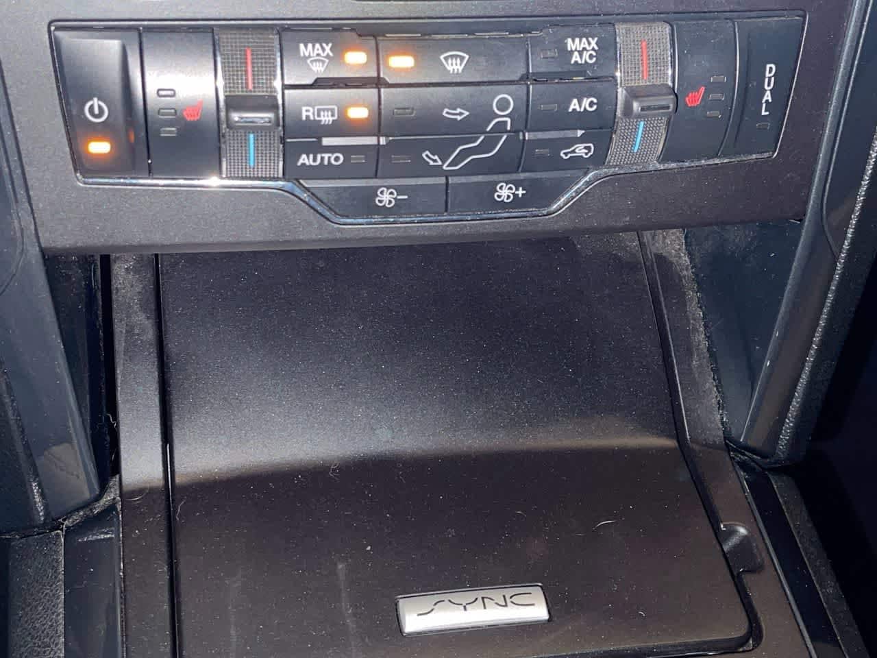 Thumbnail: 2017 Ford Explorer - 18