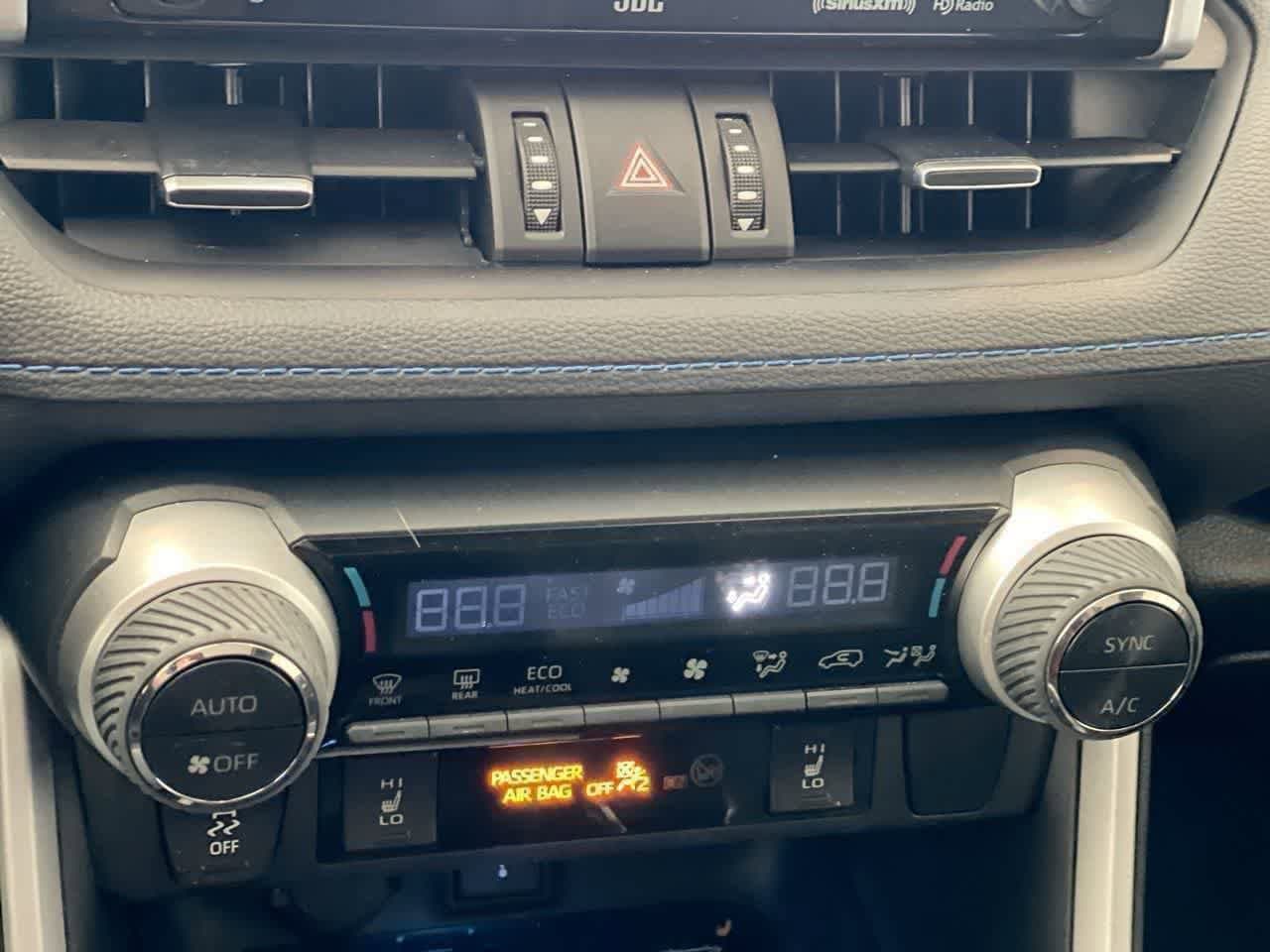 Thumbnail: 2021 Toyota RAV4 - 16