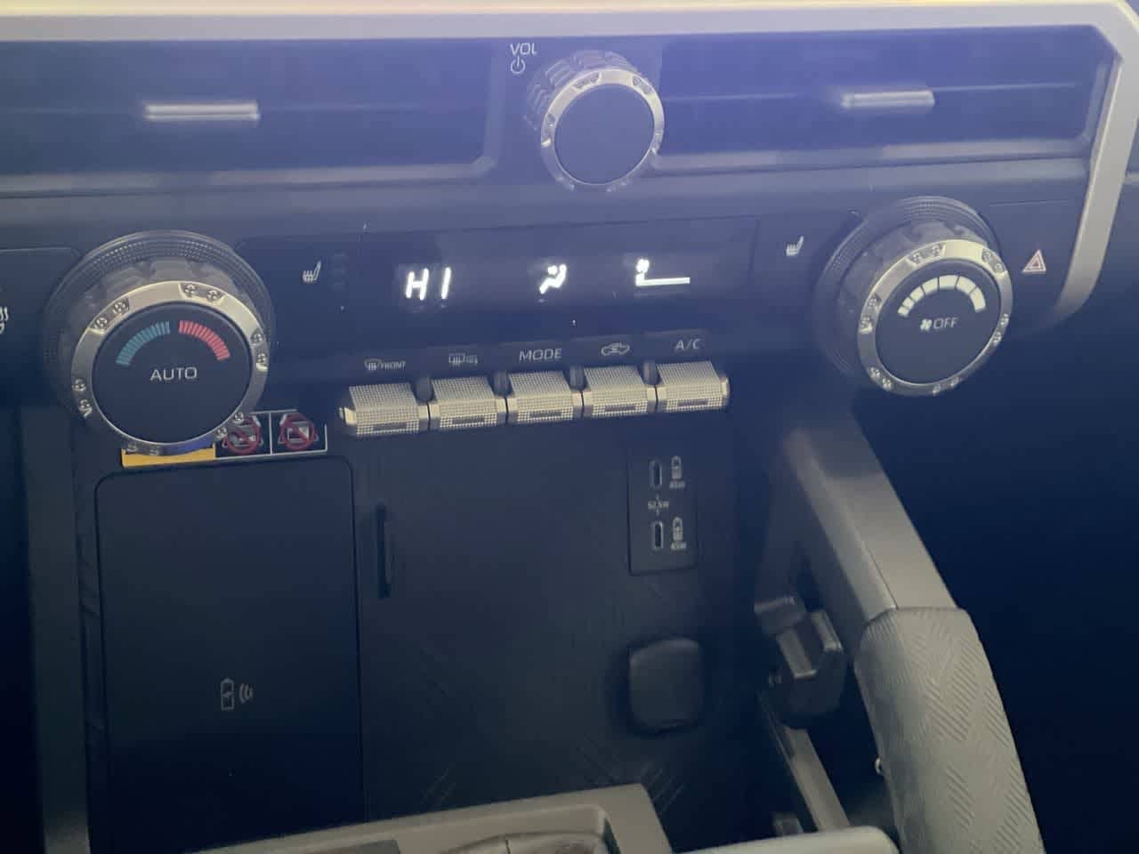 Thumbnail: 2025 Toyota Tacoma - 19