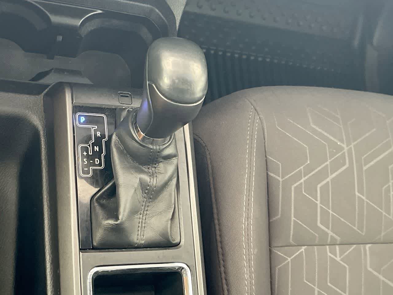 Thumbnail: 2017 Toyota Tacoma - 20