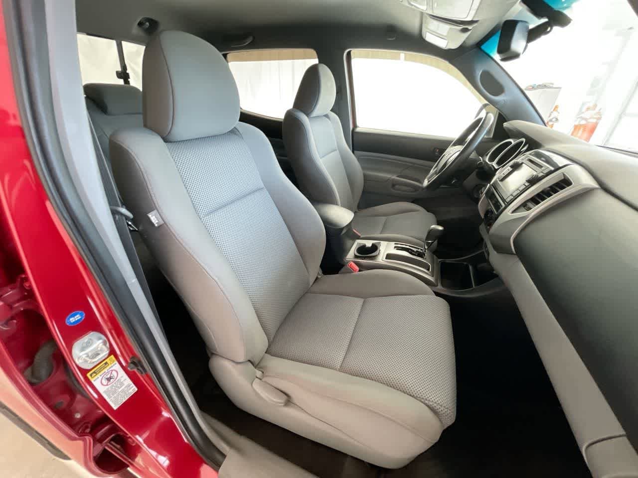 2013 Toyota Tacoma  23