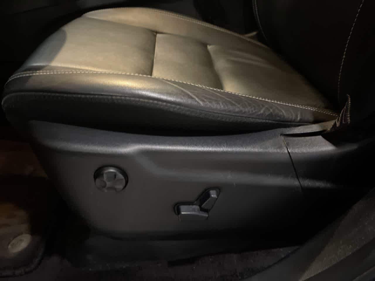 Thumbnail: 2017 Jeep Grand Cherokee - 12