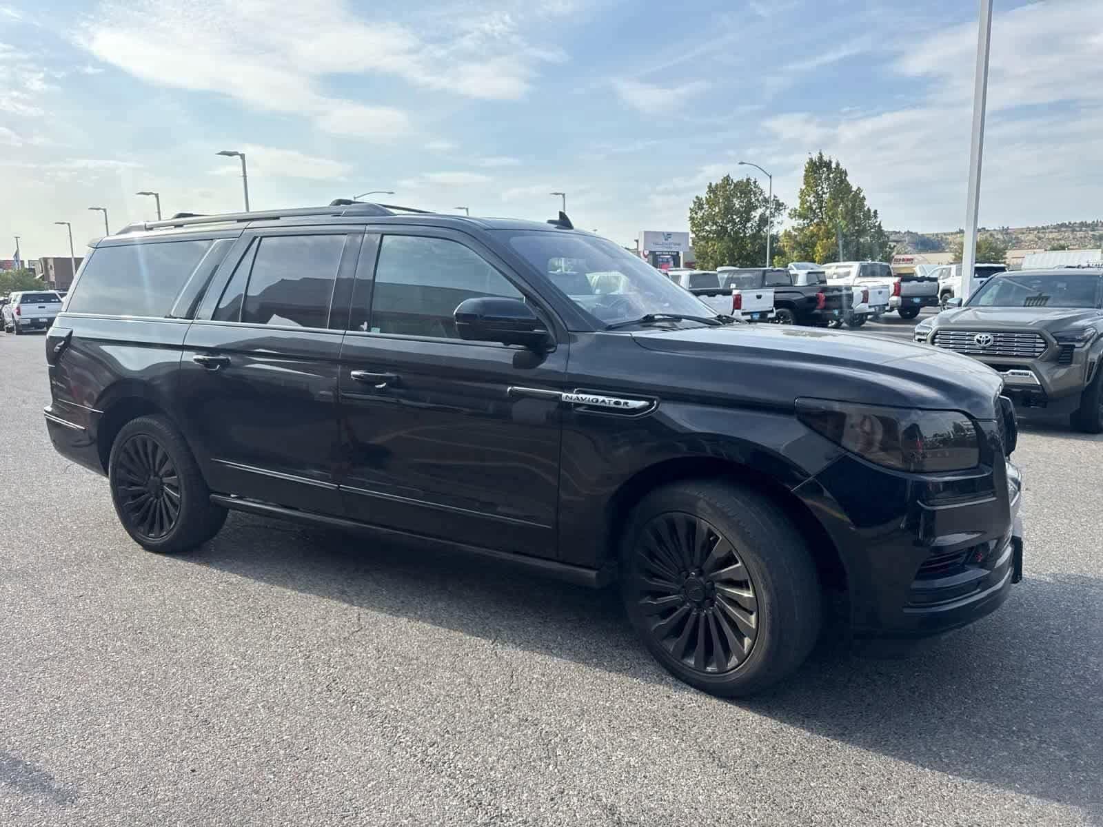 Thumbnail: 2019 Lincoln Navigator L - 7
