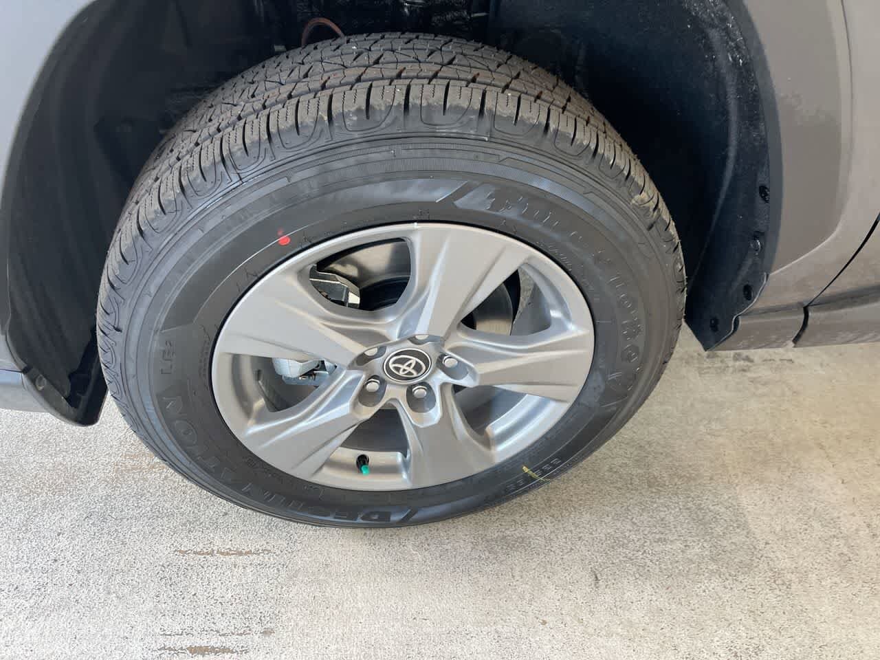 Thumbnail: 2025 Toyota RAV4 - 10